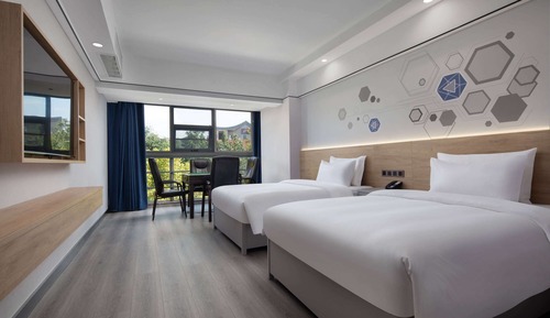 Executive Room, 1 King Bed, Non Smoking