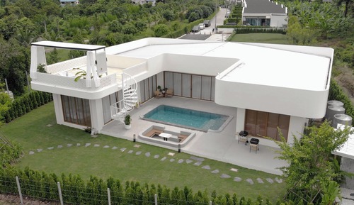 Luxury Villa