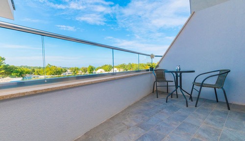 Junior Suite with Balcony (2+1 persons)