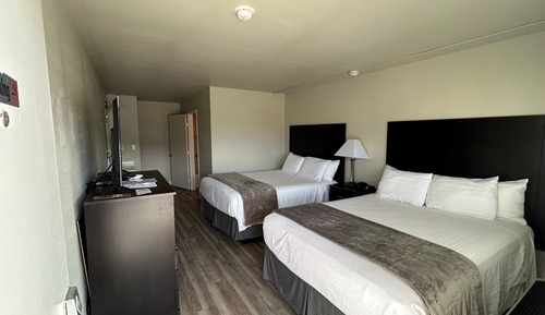 Standard Double Room, 2 Queen Beds