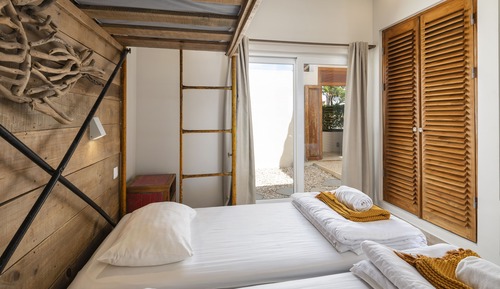 Deluxe Villa (1)