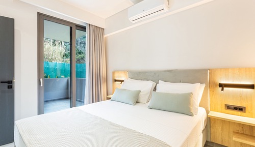 Comfort Apartment, Non Smoking, Pool View