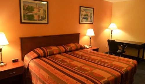 Standard Room, 1 King Bed, Non Smoking