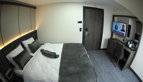 Basic Double Room