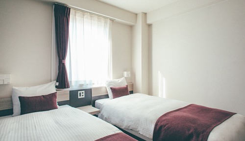 Basic Twin Room