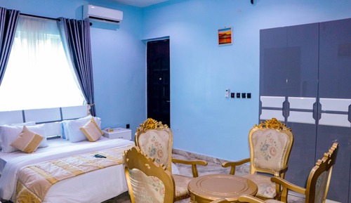 Luxury Room, 1 King Bed, Non Smoking, Concierge Service