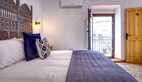 Classic Double Room, Ensuite (4)