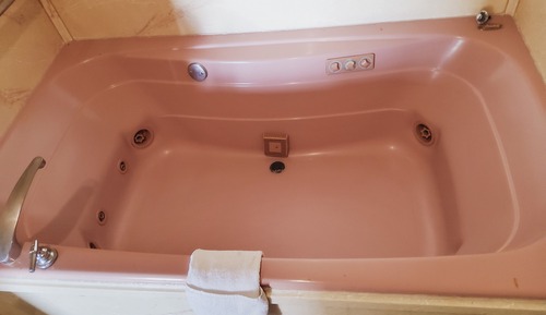 Comfort Single Room, Smoking, Jetted Tub