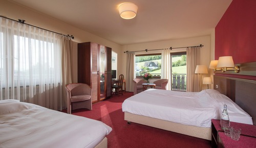 Panoramic Triple Room