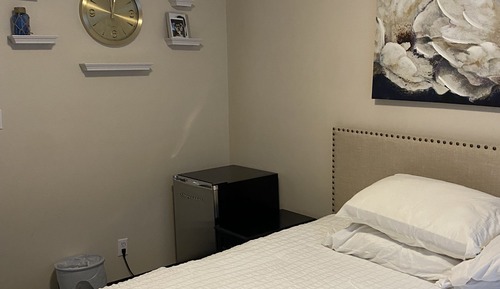 Basic Room (6)