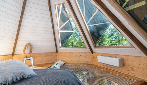 Romantic Cabin, Hot Tub, Hill View
