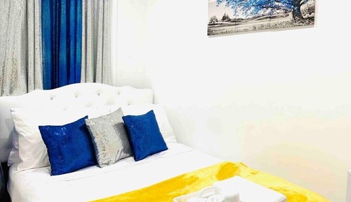 Double Room (Cozy Haven)