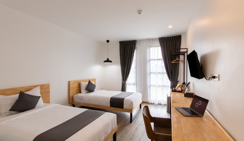 Twin Bed Room