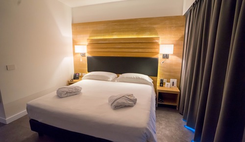 Deluxe Suite, Kitchenette