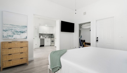 La Tortuga Suite 6