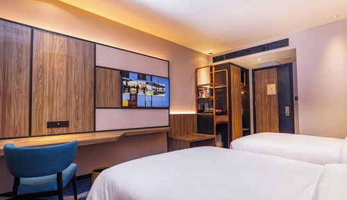 Superior Twin Room