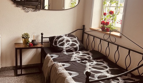 Economy Triple Room
