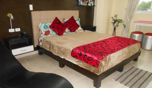 Honeymoon Room, 1 King Bed, Hot Tub, City View