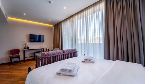 Junior Double Room