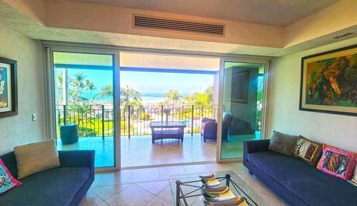 Deluxe Condo
