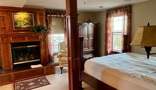 The Grand Suite 306