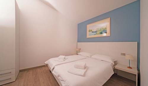 Comfort Apartment, 2 Bedrooms, Lake View, Annex Building