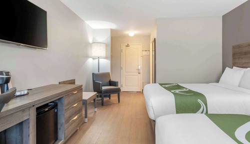 Standard Room, 2 Queen Beds, Ground Floor