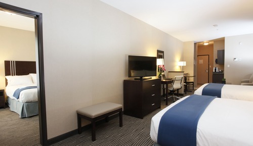 Suite, 2 Queen Beds