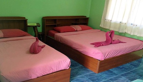 Economy Triple Room
