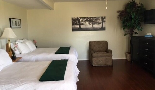 Deluxe Double Room, 2 Double Beds, Mountain View