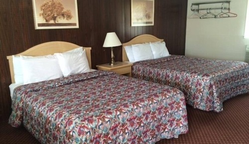 Standard Room, 2 Queen Beds, Non Smoking
