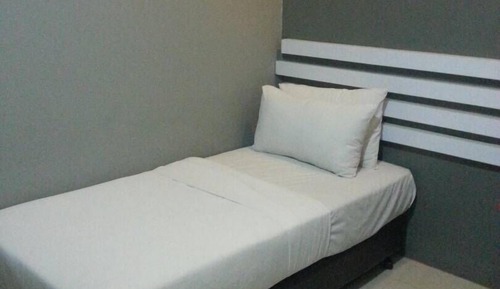 Super Single Room