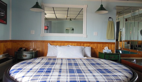 Superior Suite, 1 Queen Bed, Hot Tub