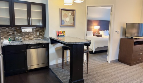 Suite, 1 Bedroom, 2 Queens O2ON