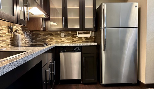 Studio Suite, 1 King Bed, Accessible, Kitchen (Mobility, Roll-In Shower)