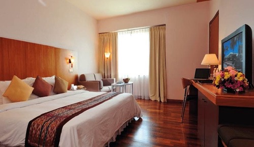 Deluxe Room, 1 King Bed