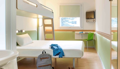 Triple Room, Multiple Beds