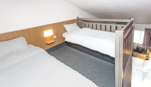 Quadruple Non-Smoking Room
