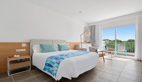 Junior Suite, Pool View