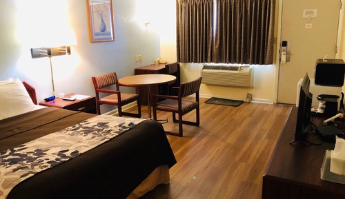 Standard Room, 1 Queen Bed, Non Smoking