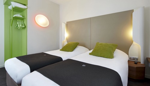 Room, 3 Twin Beds