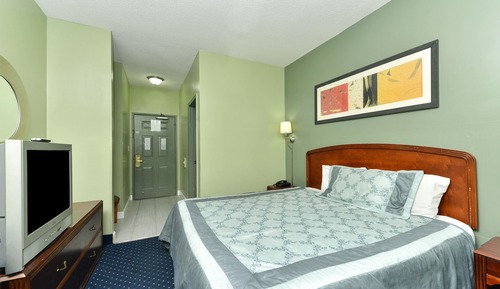 Room, 1 King Bed, Accessible