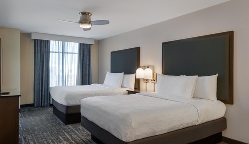 Suite, 2 Queen Beds, Accessible, Bathtub