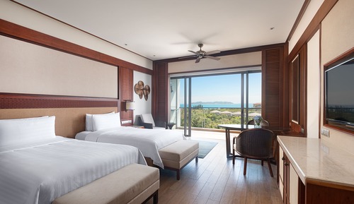 Premier Sea View Twin Room