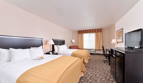 Standard Room, 2 Queen Beds, Non Smoking