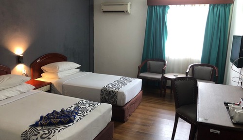 Standard Twin Room
