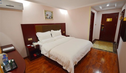 Superior Queen Room