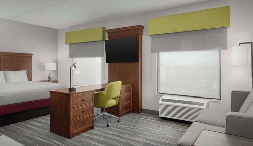 Studio Suite, 1 King Bed, Non Smoking, Refrigerator & Microwave