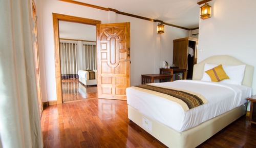 Superior with Partial Sea View Villa, Free Mini bar, Free Transfer to Tonsai Pier