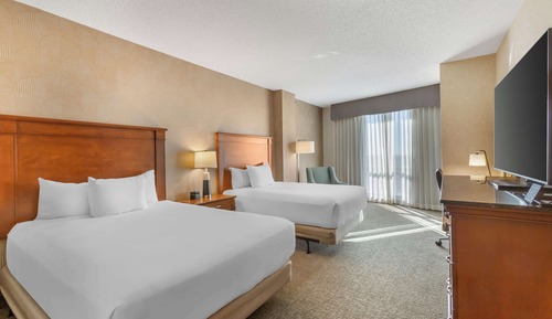 Deluxe Room, 2 Queen Beds, Accessible, Refrigerator & Microwave (Tub, Upper Floor)